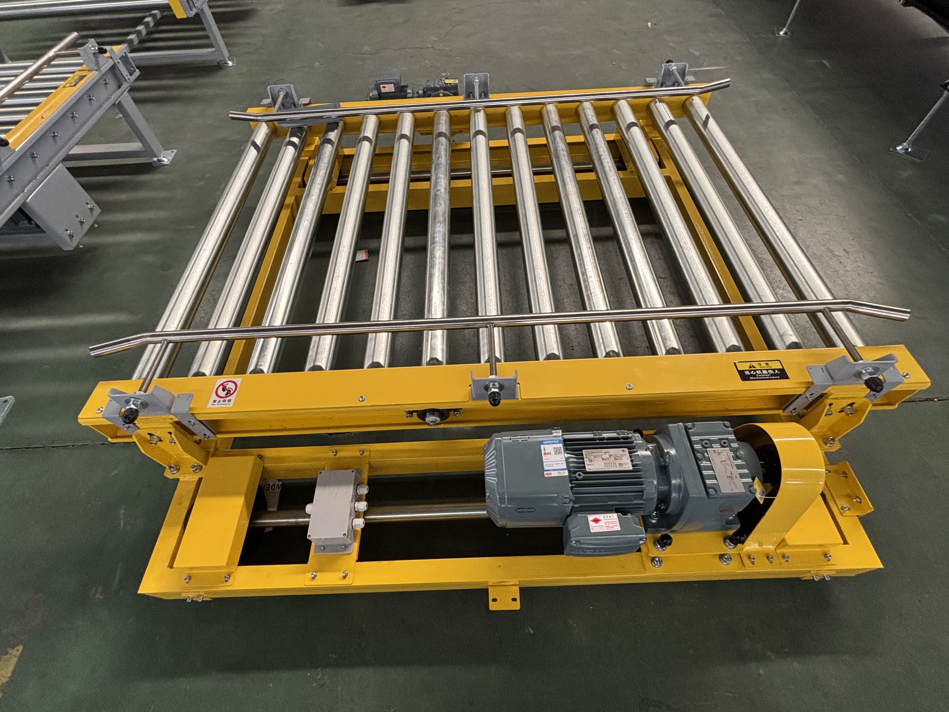 RGV Pallet Roller Coveryor