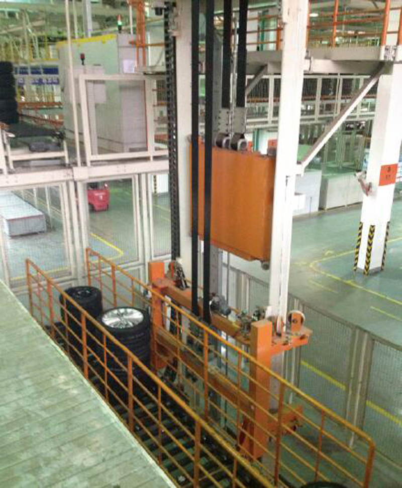 Вертикальный вертикальный лифт