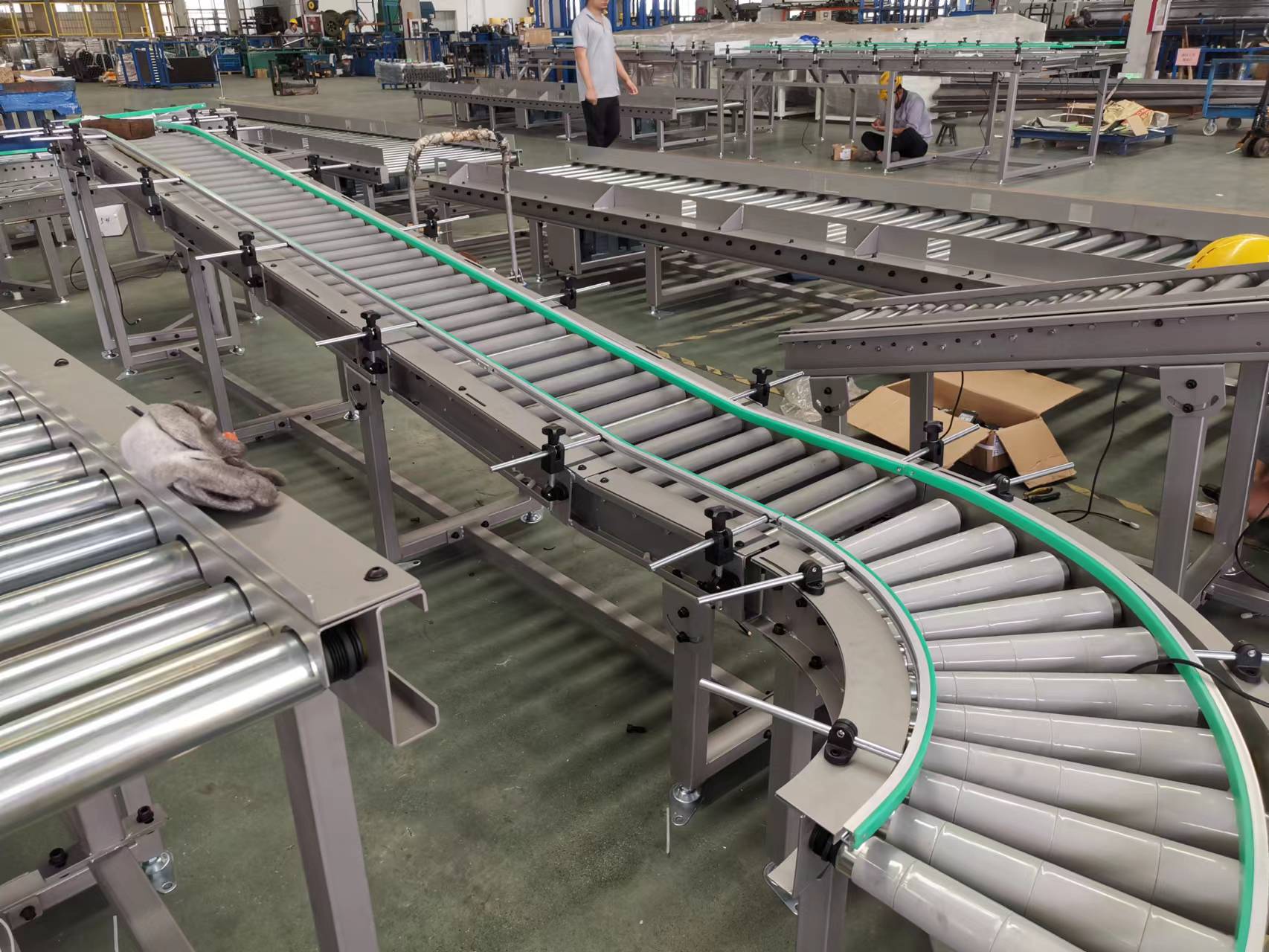 motor driven roller conveyor роликовый конвейер с приводом от двигателя