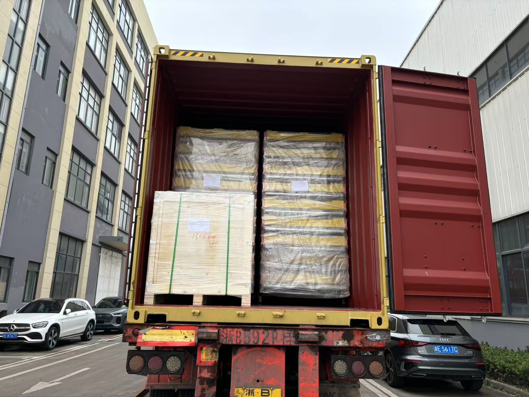 стеллажный роликовый конвейерный рельс 