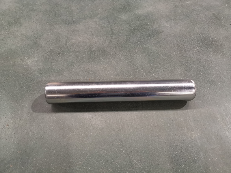 Гравитационный ролик для обработки поддонов